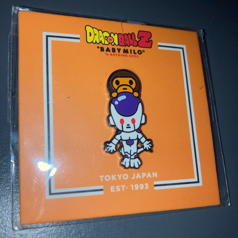 A Bathing Ape Baby Milo x DBZ Pin Badge Brand New in Original Package!